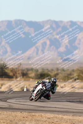 media/Dec-07-2025-CVMA (Sun) [[3e7d2de5dc]]/Race 18-Formula Twins-Formula 40 UL/